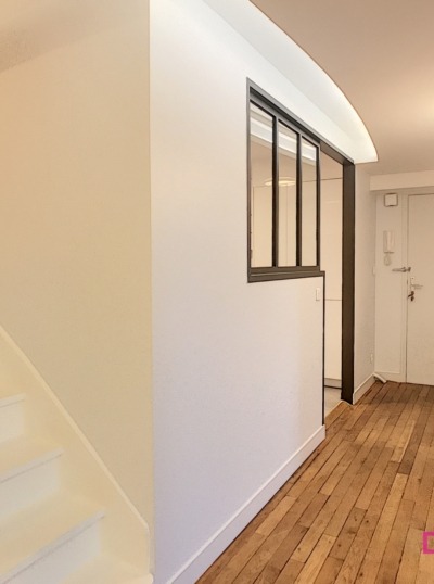 Rénovation et décoration d'un couloir à Orléans par Deco Peint