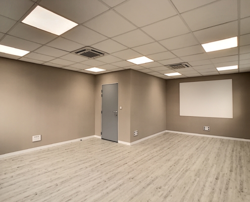 bureaux rénové par Deco Peint, revêtement mural et sol pvc