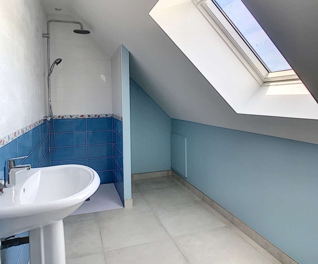 Salle de bain maison neuve mise en peinture par Deco Peint